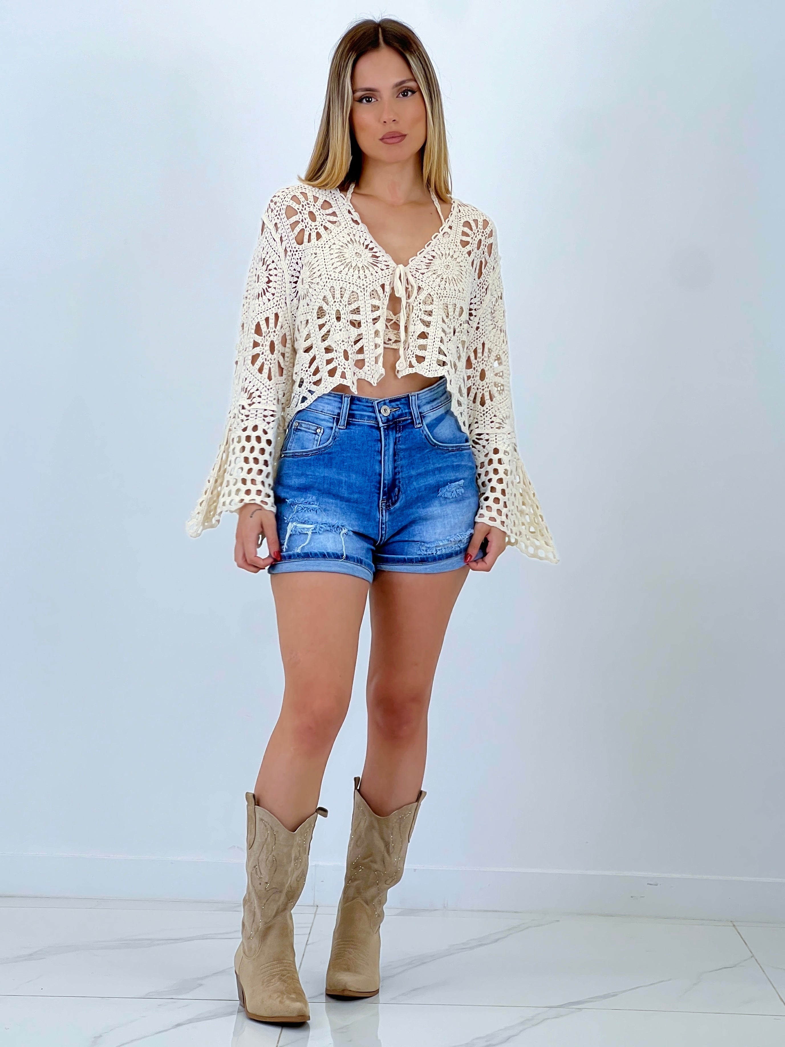 Short denim desgastado