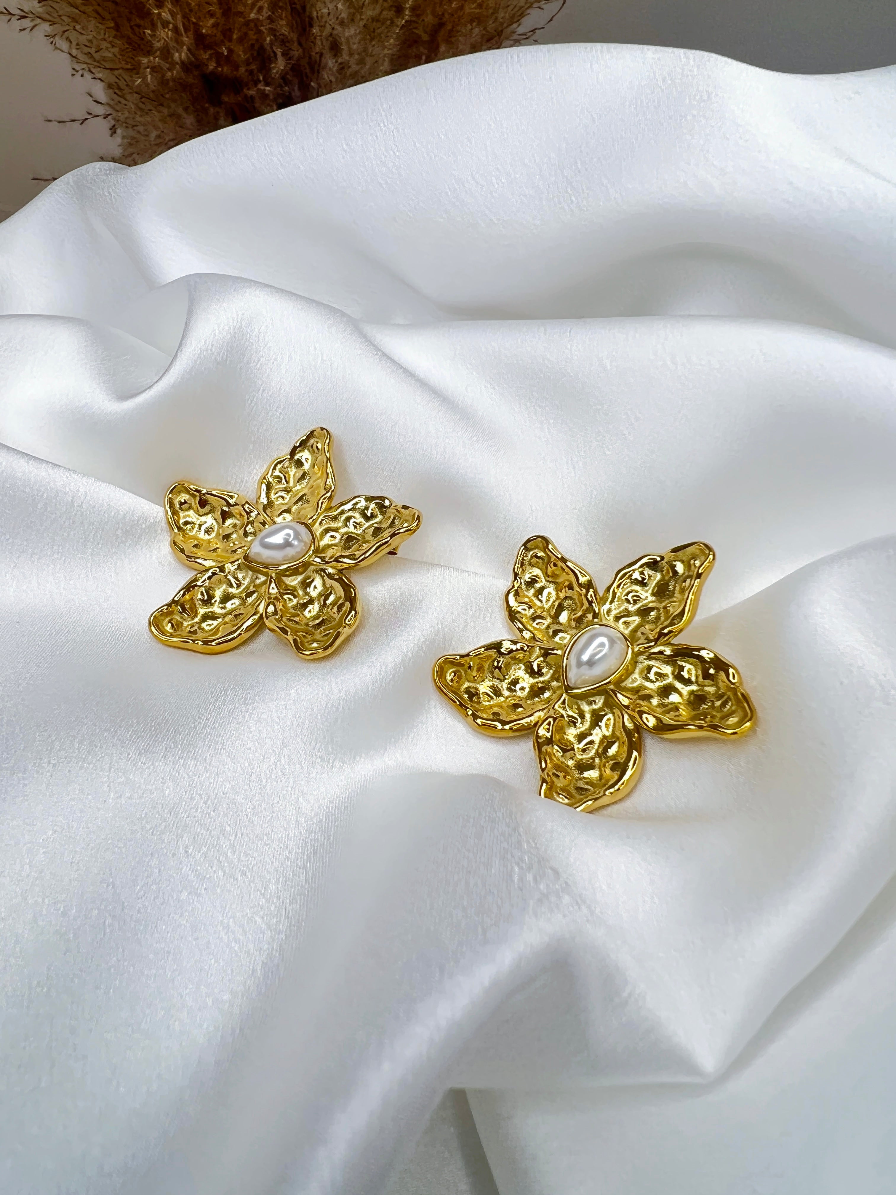 Pendientes flor perla