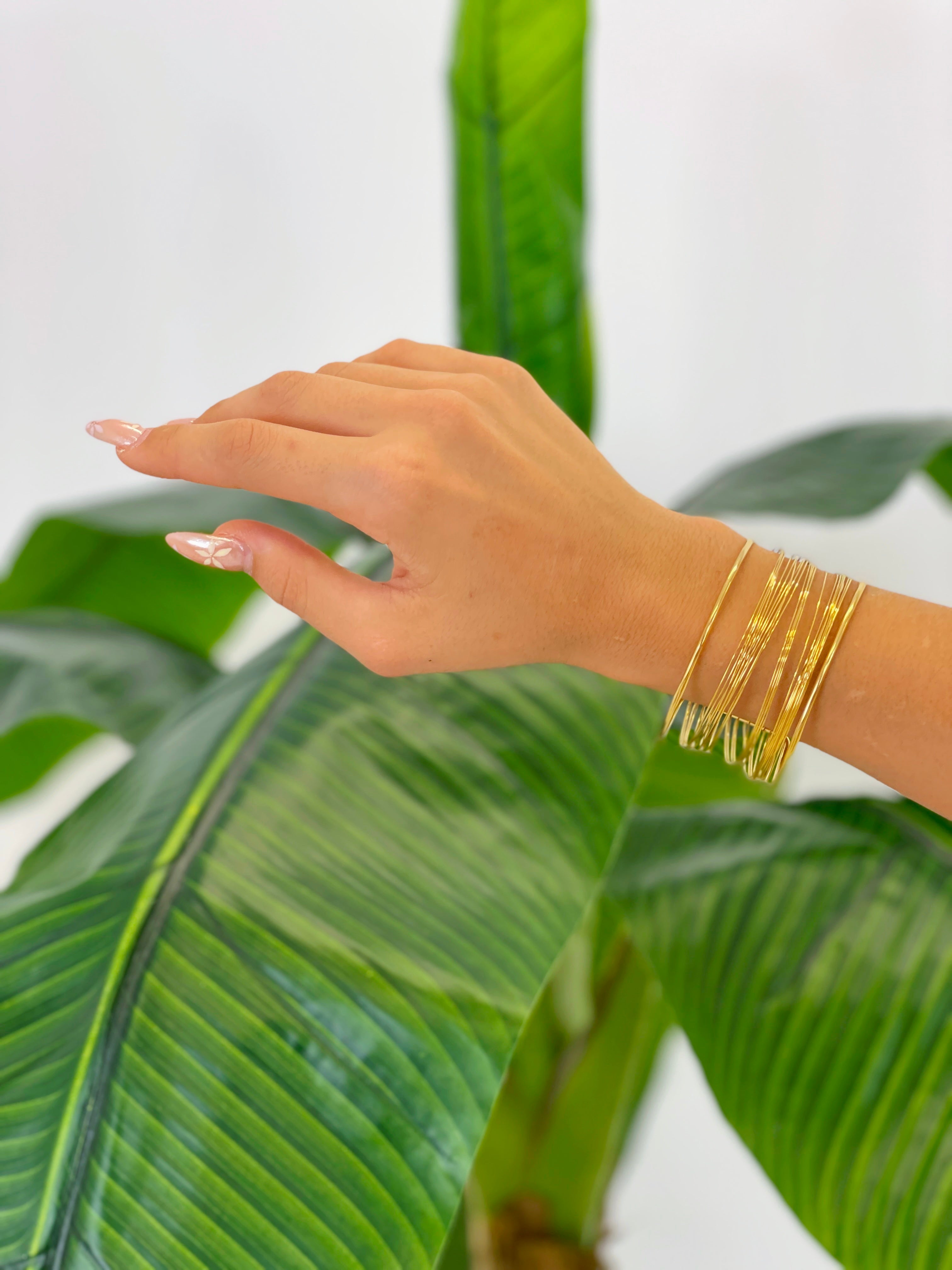 Brazalete hilos Horus